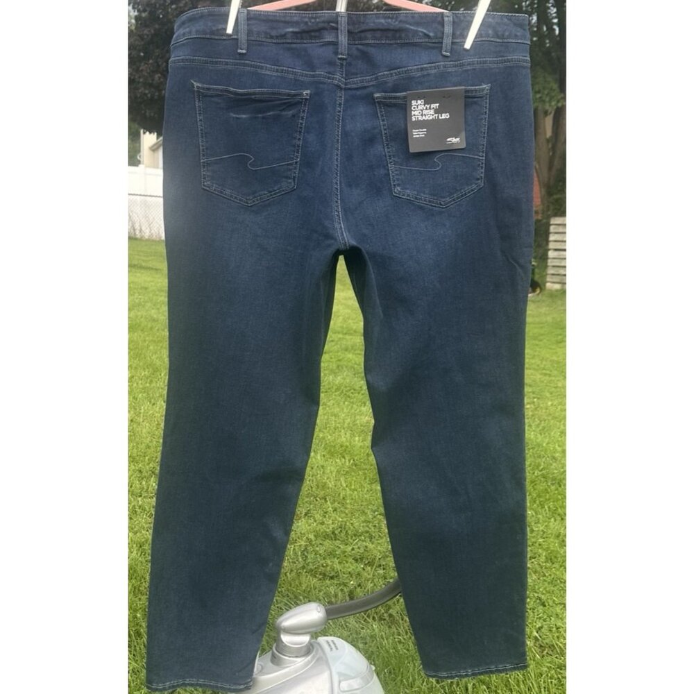 SILVER JEANS CO. Plus Size‎ Suki Mid Rise Curvy Fit Straight Leg Jeans 24W 31L